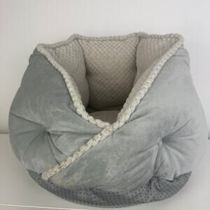 FurHaven Pet Product Faux Fur Velvet Hug Nestle Dog Cat Silver Gray Bed Small